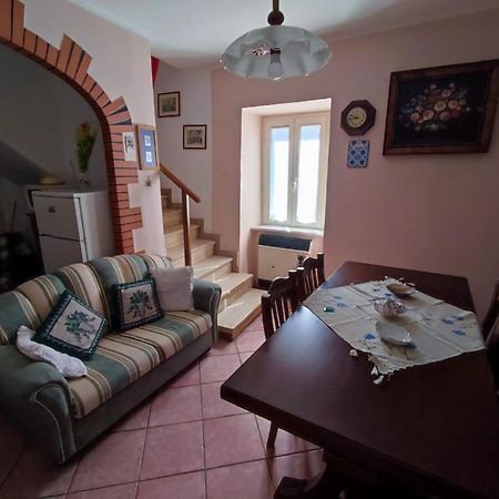 Casa Vacanza Nonna Maria Calvi dell' Umbria Luaran gambar